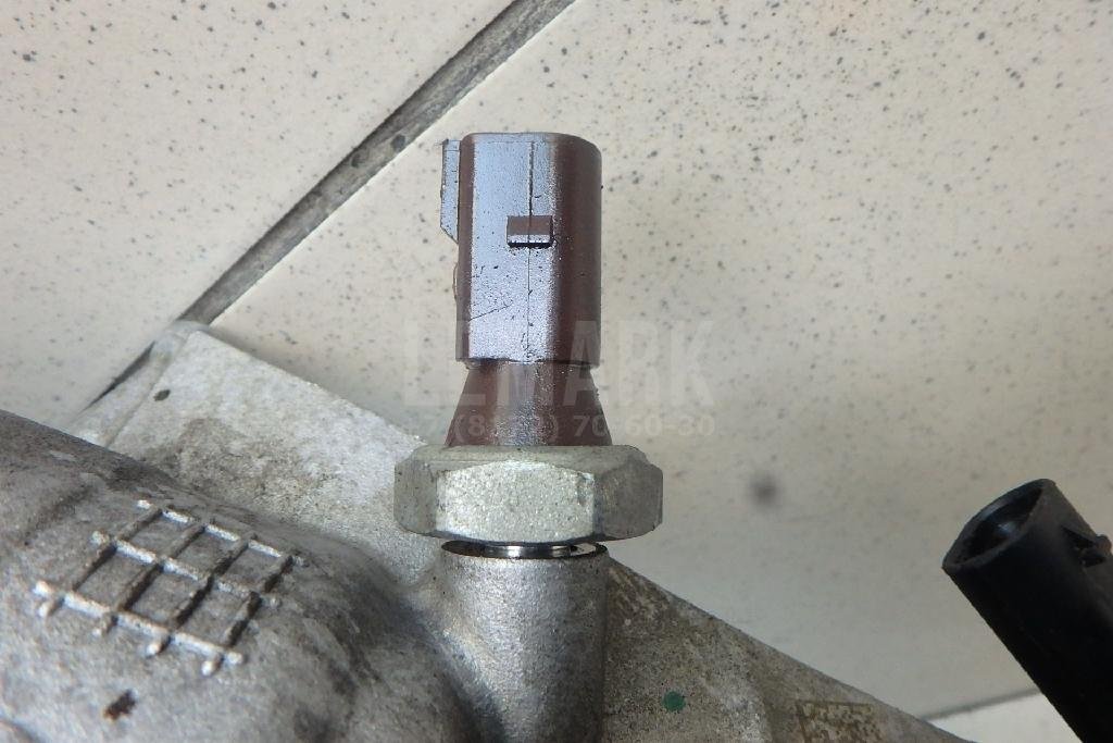 Кронштейн масляного фильтра