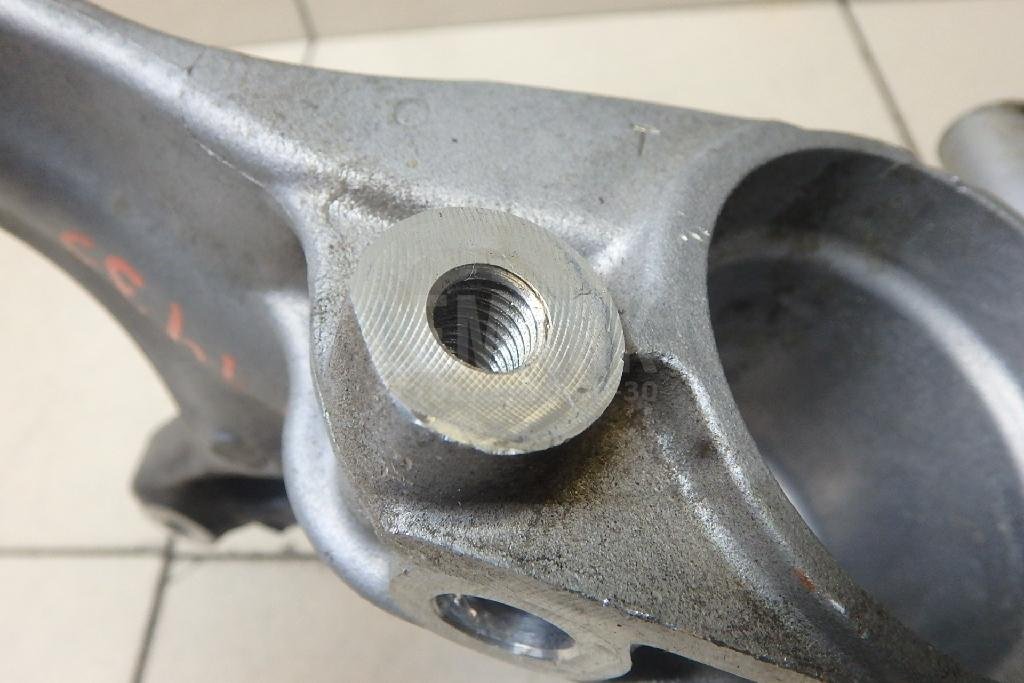 Кронштейн масляного фильтра