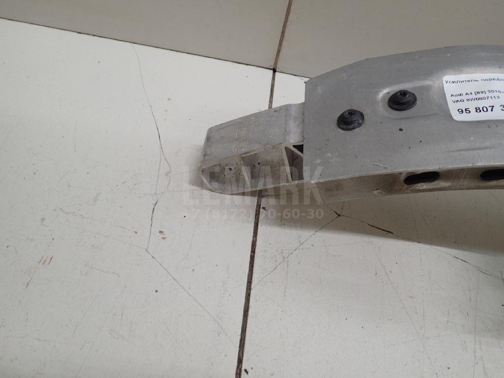 Усилитель переднего бампера