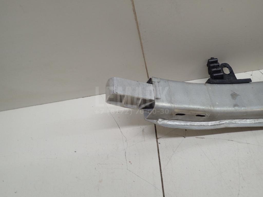 Усилитель переднего бампера