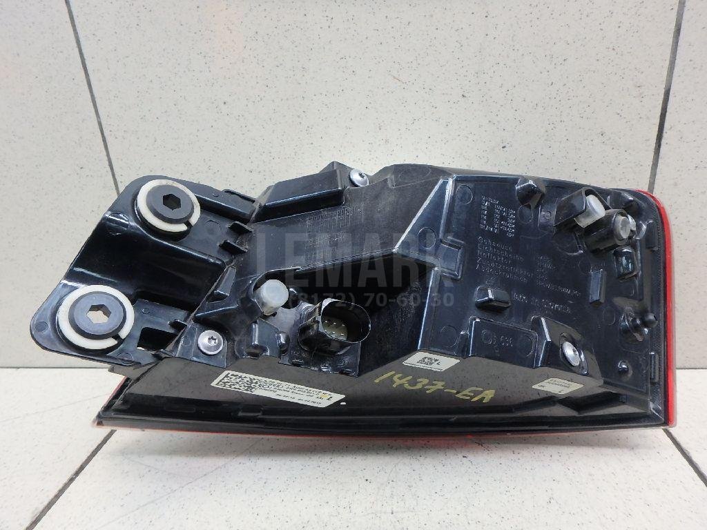 Фонарь задний наружный левый