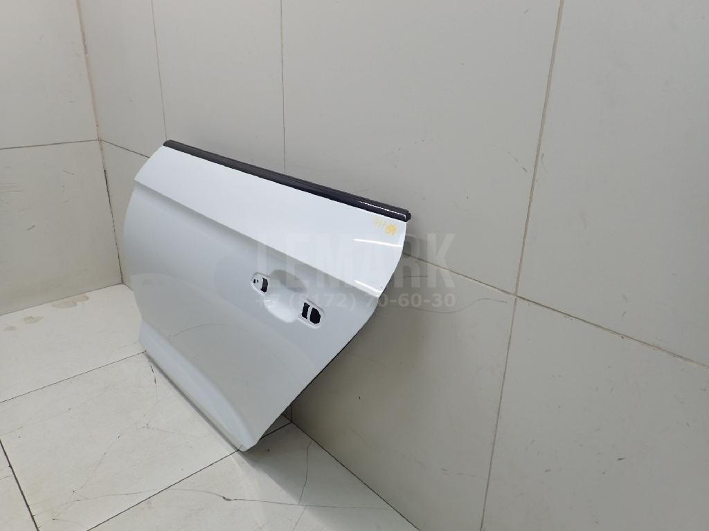 Дверь задняя левая