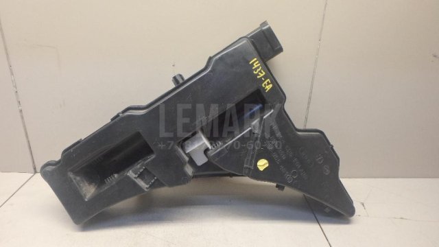 Бачок омывателя лобового стекла