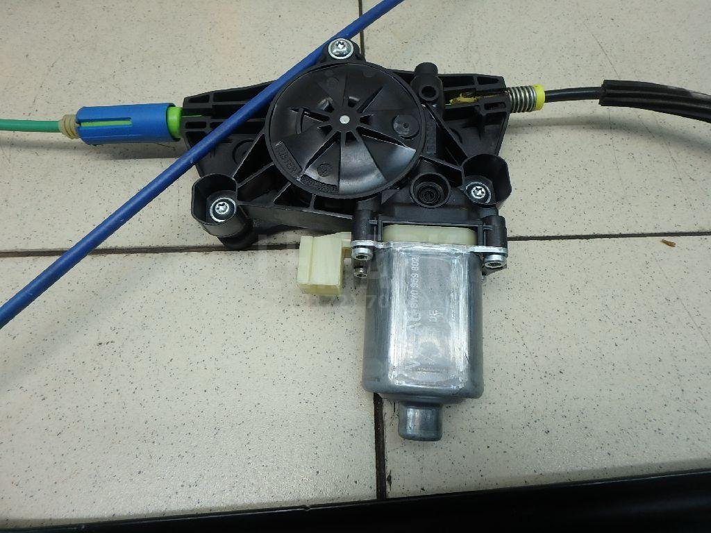 Стеклоподъемник электр. передний левый