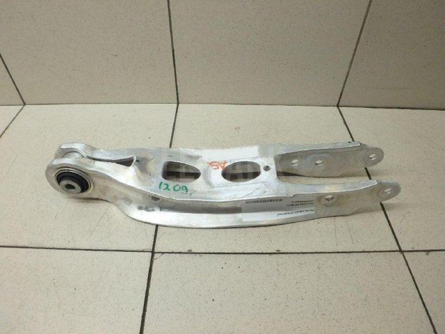 Рычаг задний поперечный