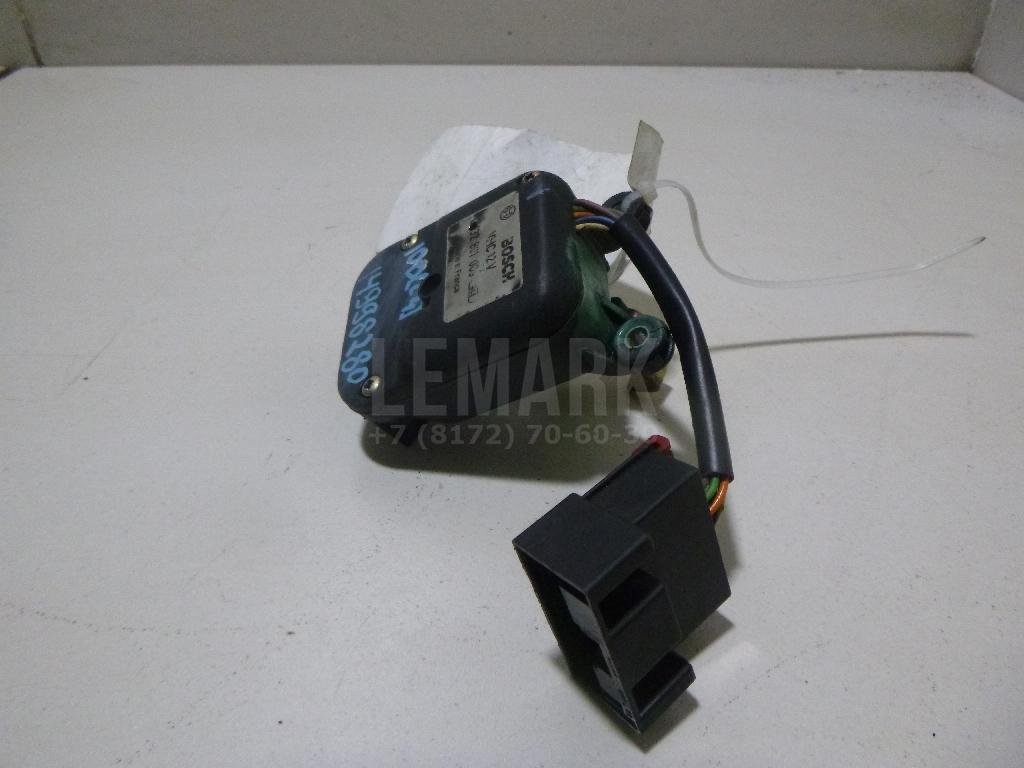 Моторчик заслонки отопителя