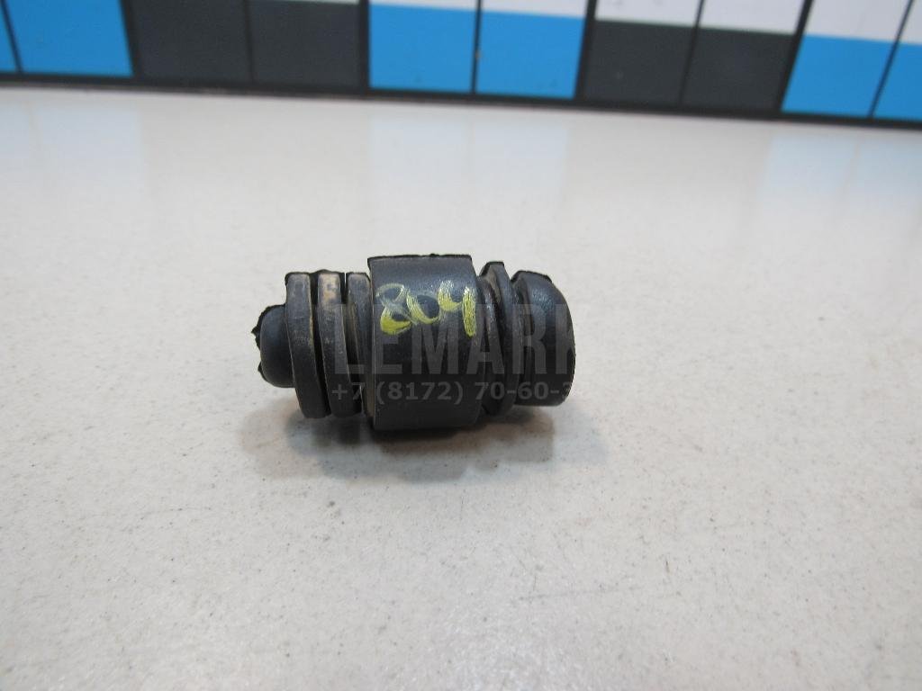 Отбойник крышки багажника