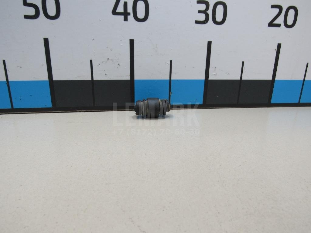 Отбойник крышки багажника