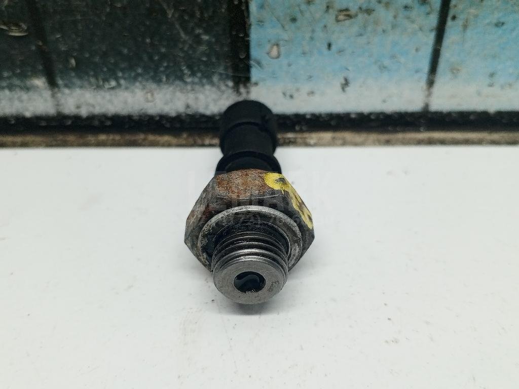 Датчик давления масла