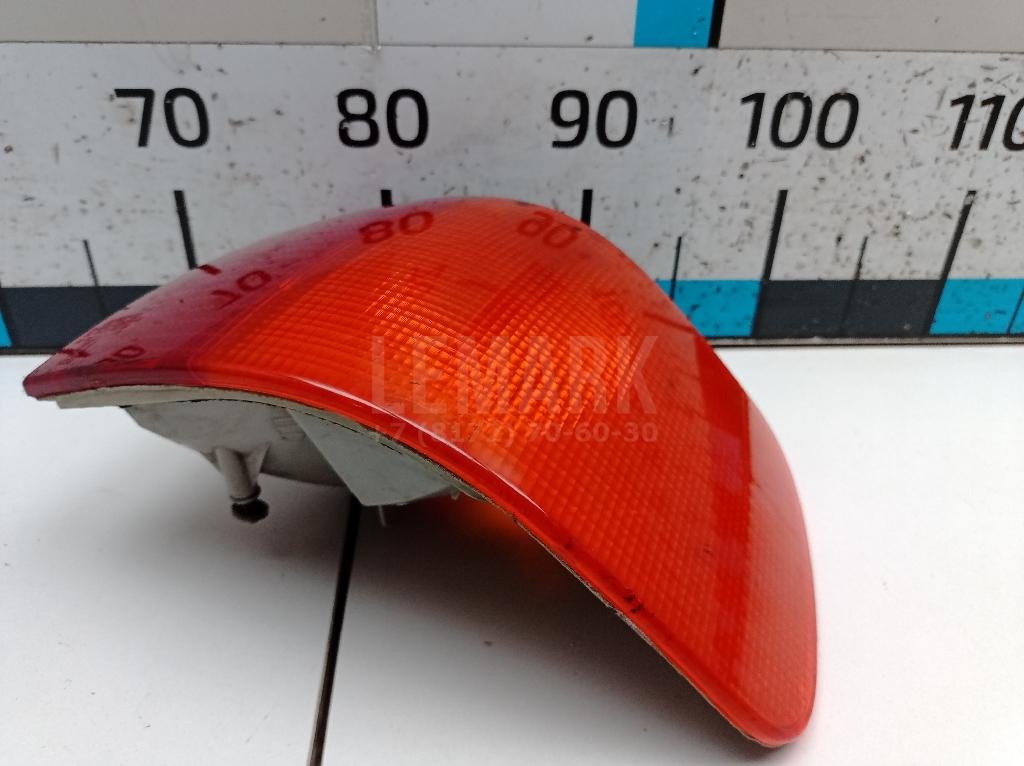 Фонарь задний наружный правый