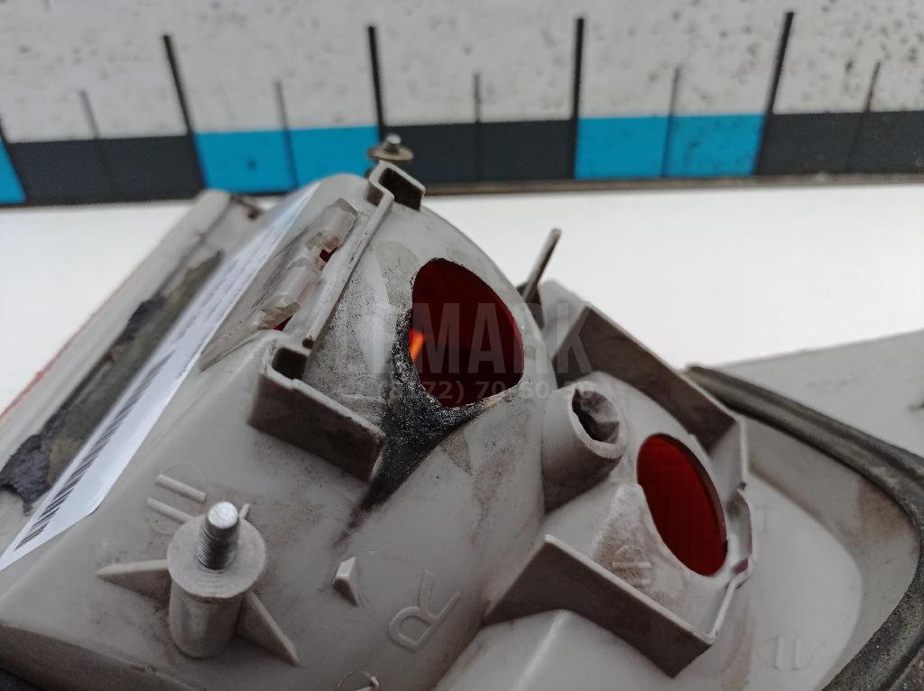 Фонарь задний наружный правый