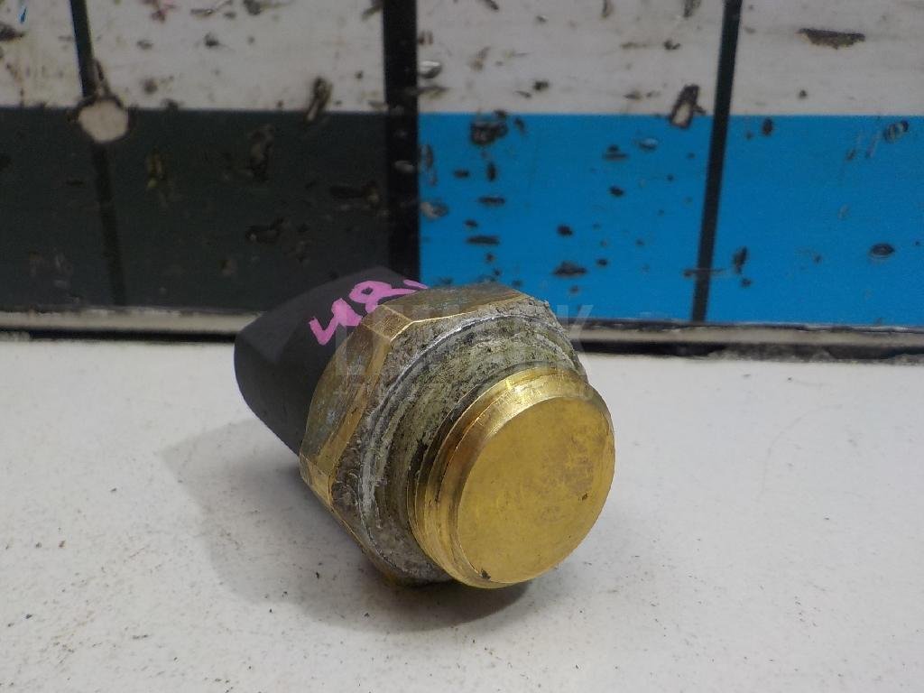 Датчик вкл.вентилятора 3х конт