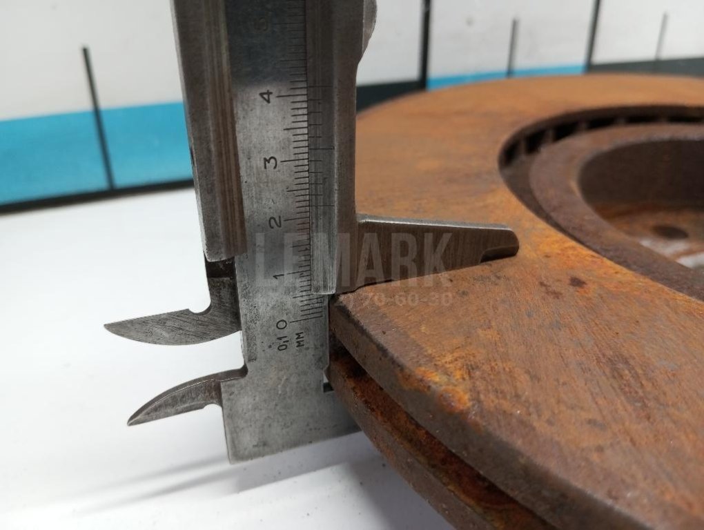 Диск тормозной передний вентилируемый