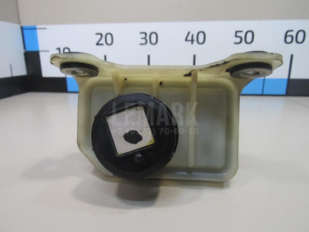 Бачок гидроусилителя