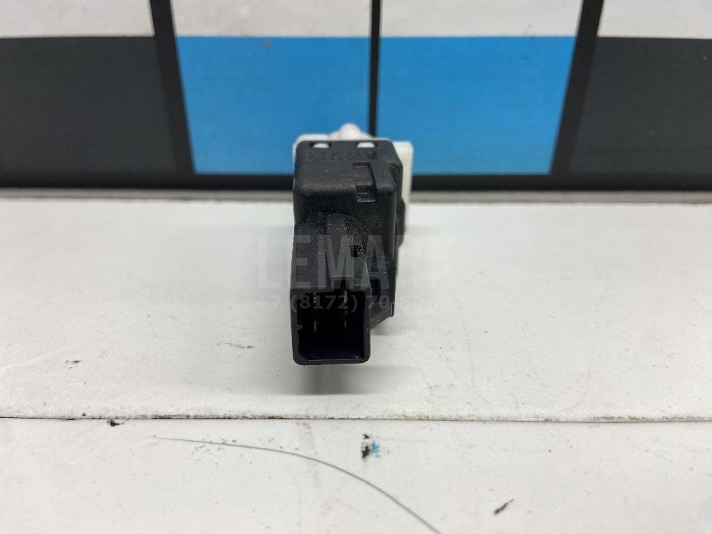 Датчик включения стопсигнала