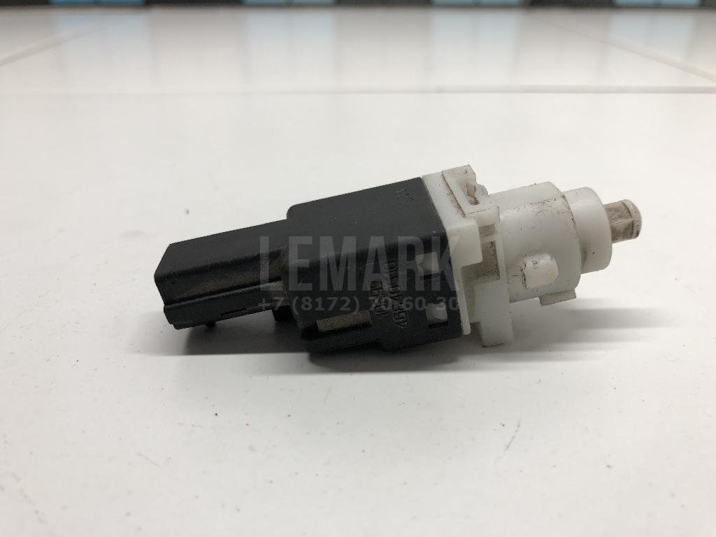 Датчик включения стопсигнала