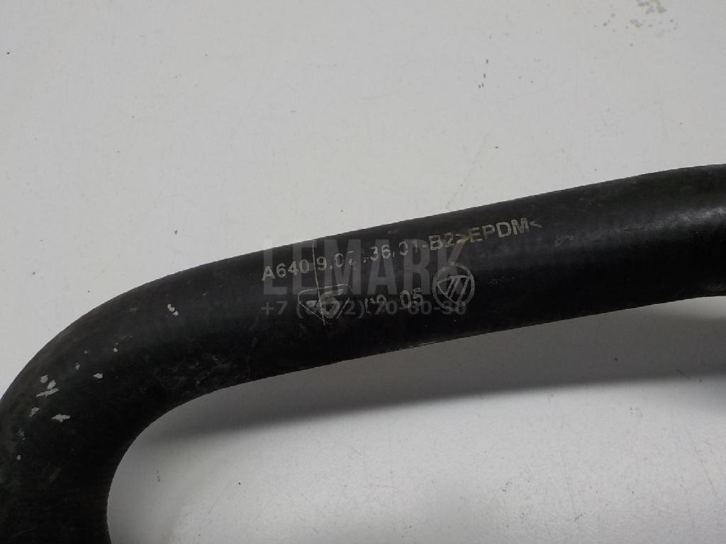 Патрубок радиатора