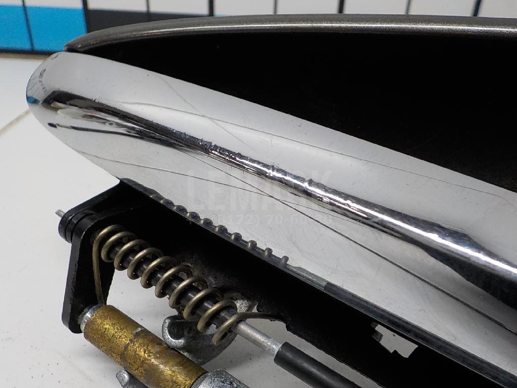 Ручка двери передней наружная правая