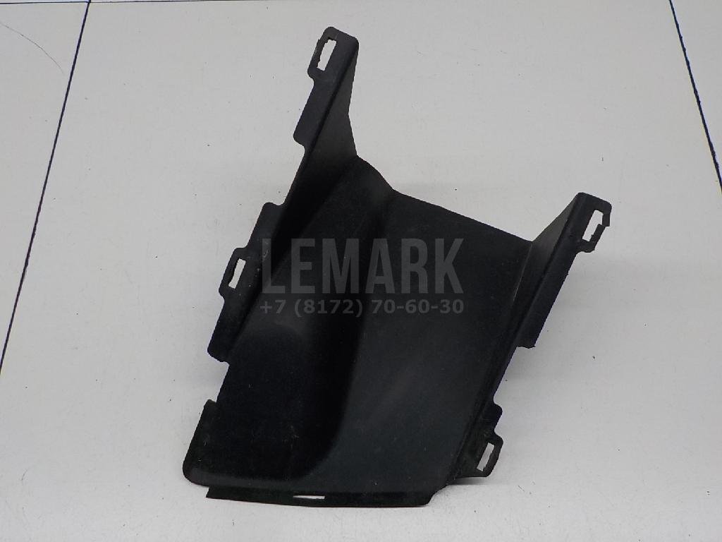 Воздуховод бампера правый