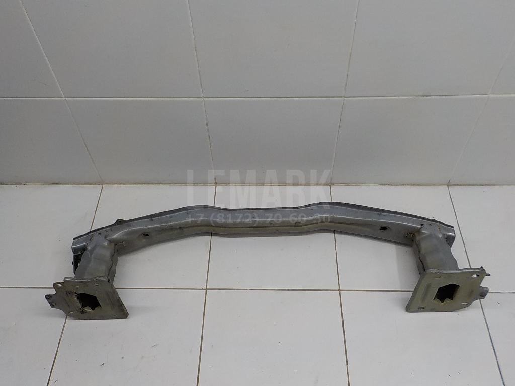 Усилитель переднего бампера