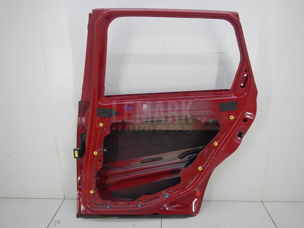 Дверь задняя правая