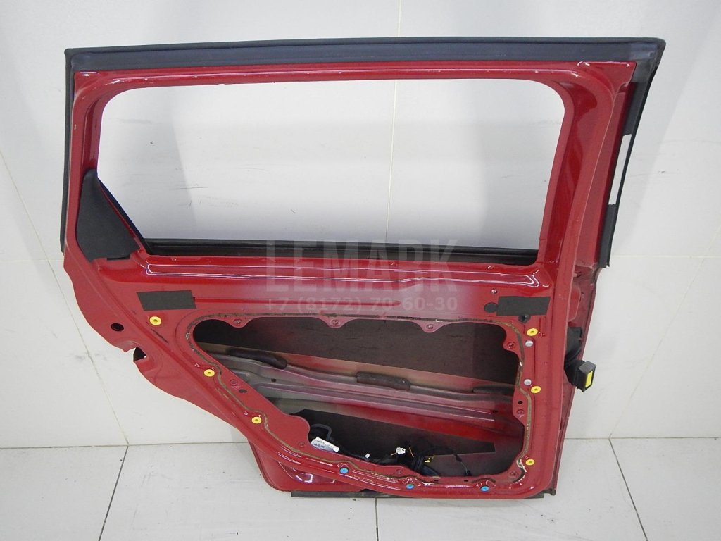 Дверь задняя левая
