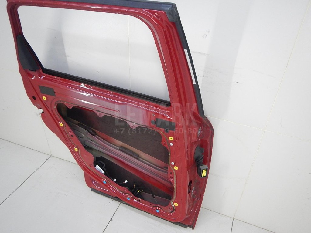 Дверь задняя левая