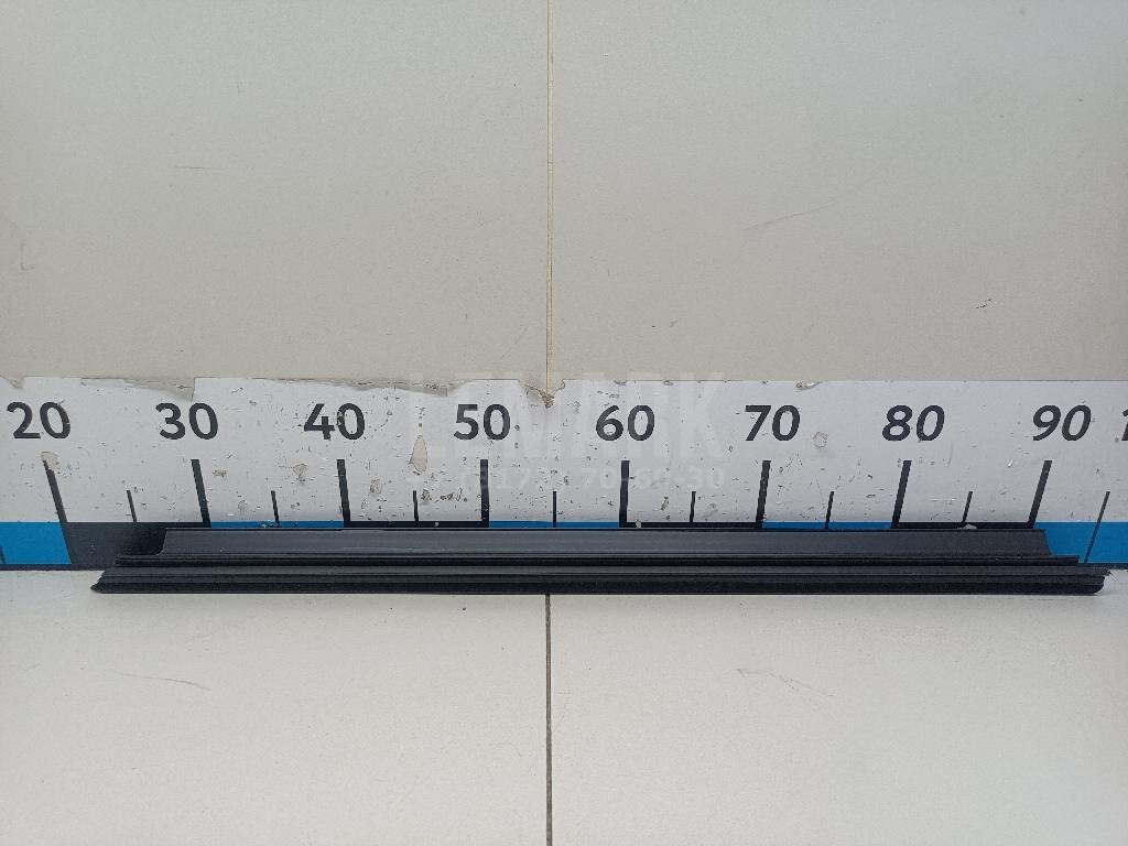 Уплотнитель стекла двери для  Acura MDX 2007-2013