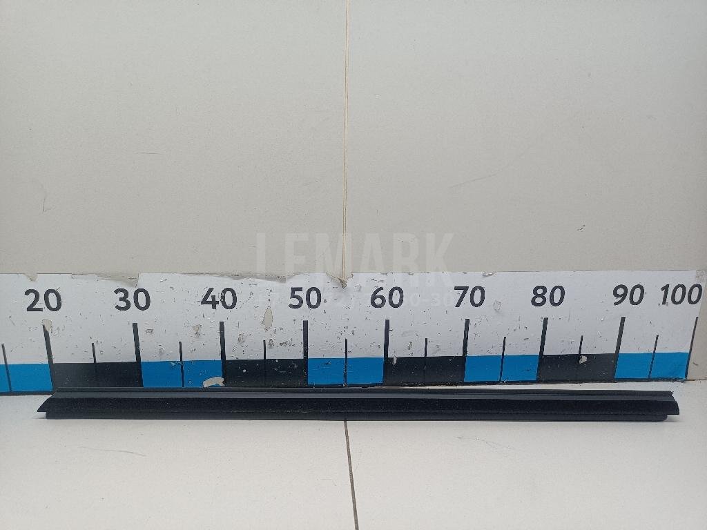 Уплотнитель стекла двери для  Acura MDX 2007-2013