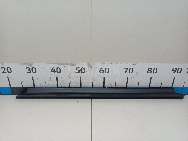 Уплотнитель стекла двери