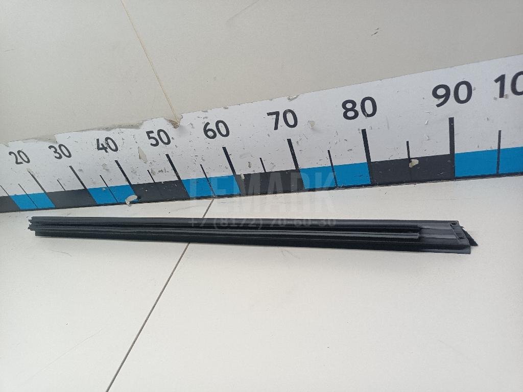 Уплотнитель стекла двери для  Acura MDX 2007-2013