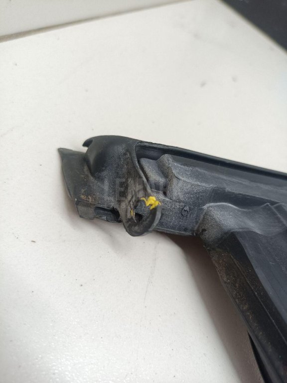 Уплотнитель стекла двери