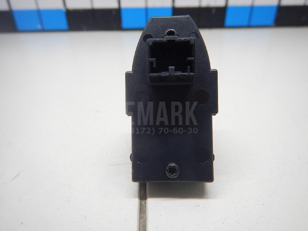 Кнопка стеклоподъемника