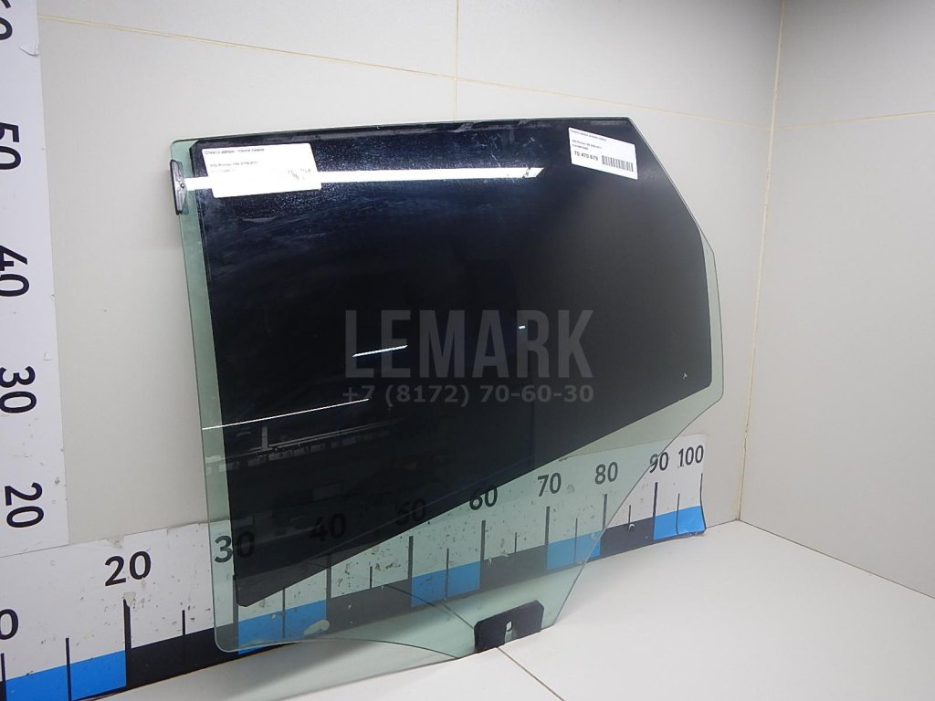 Стекло двери задней левой