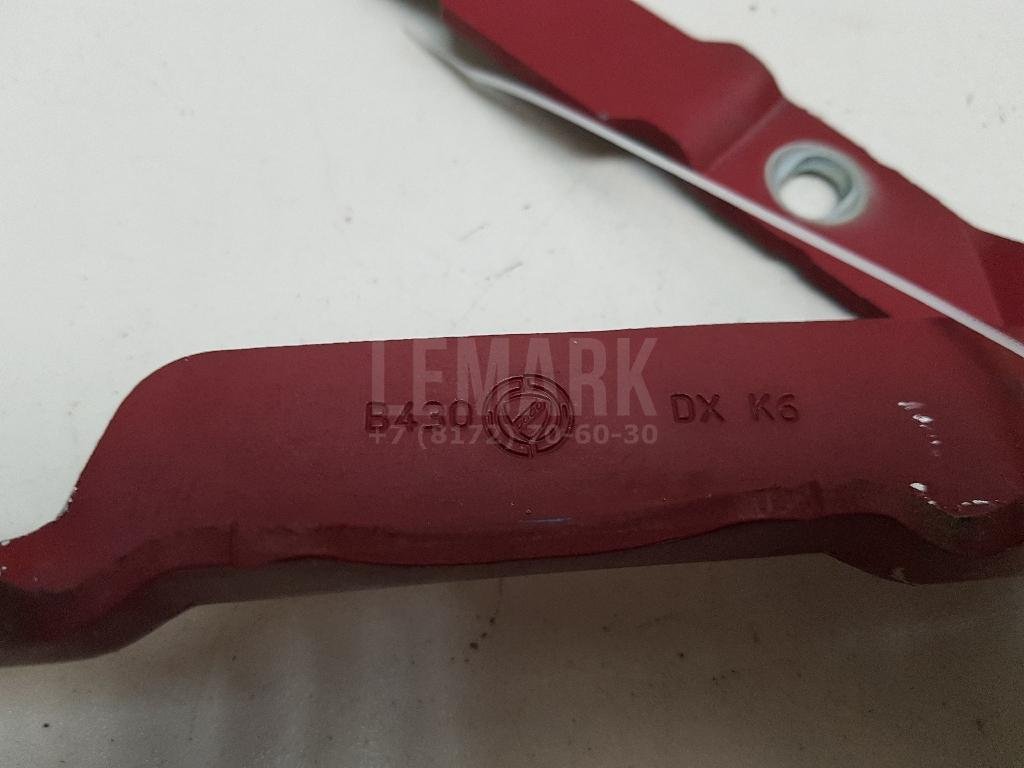 Петля капота левая