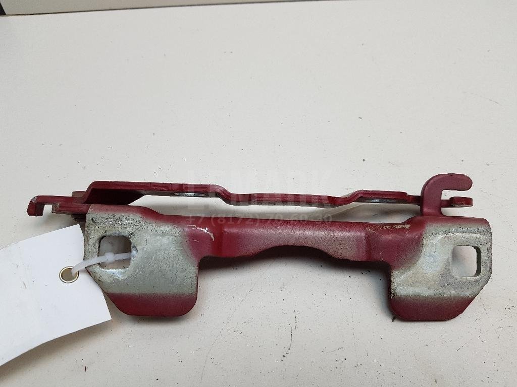 Петля капота левая