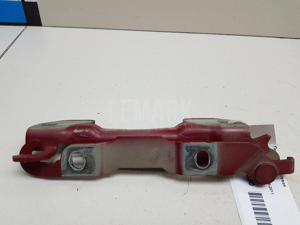 Петля капота левая