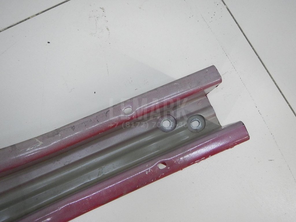 Усилитель переднего бампера