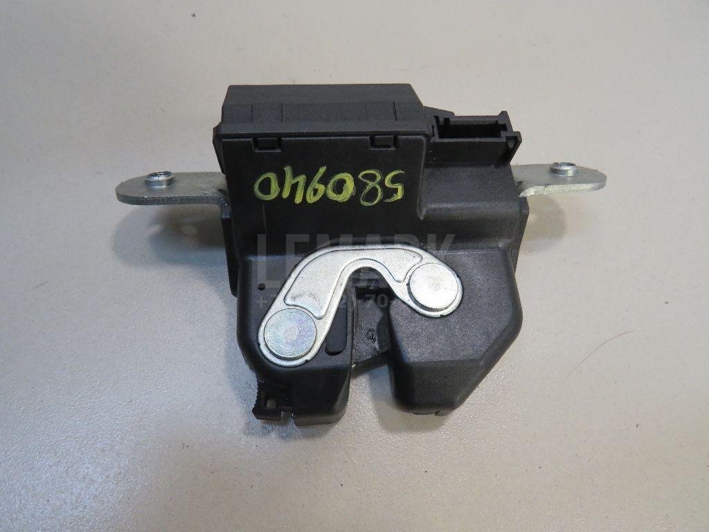 Замок багажника