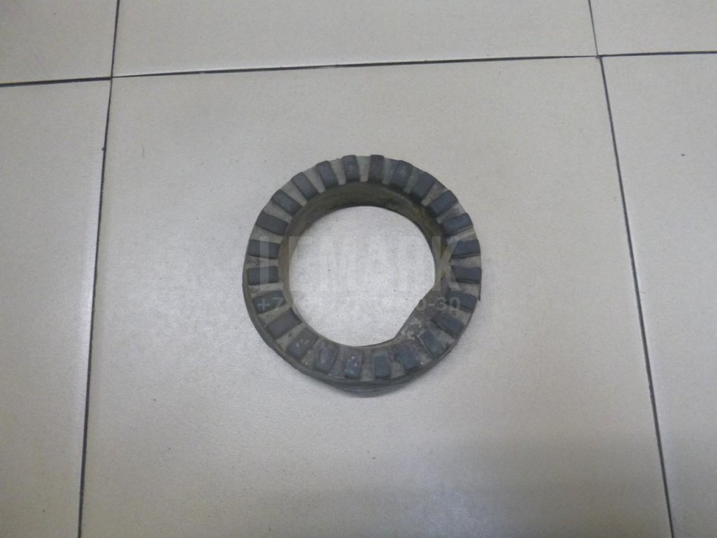 Опора задней пружины нижняя