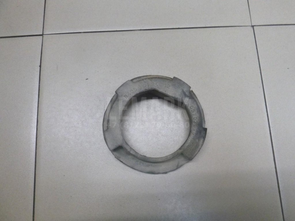 Опора задней пружины нижняя