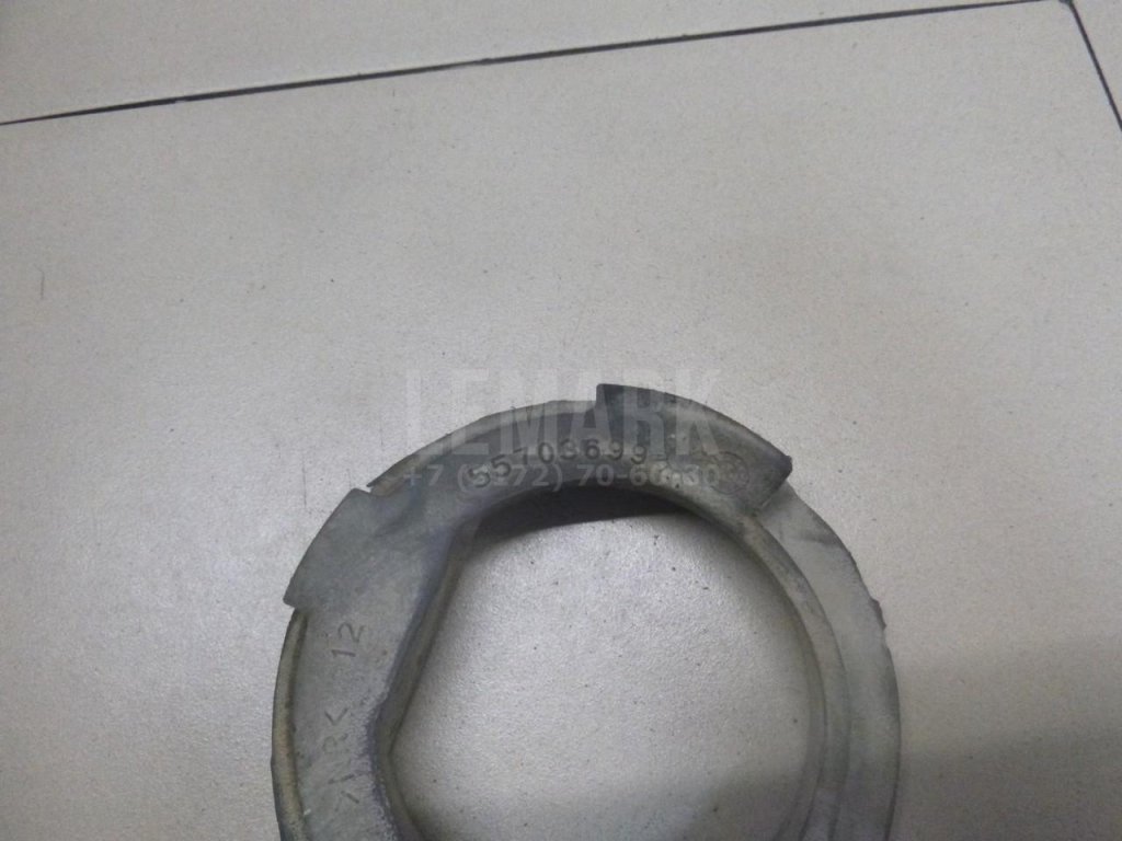 Опора задней пружины нижняя