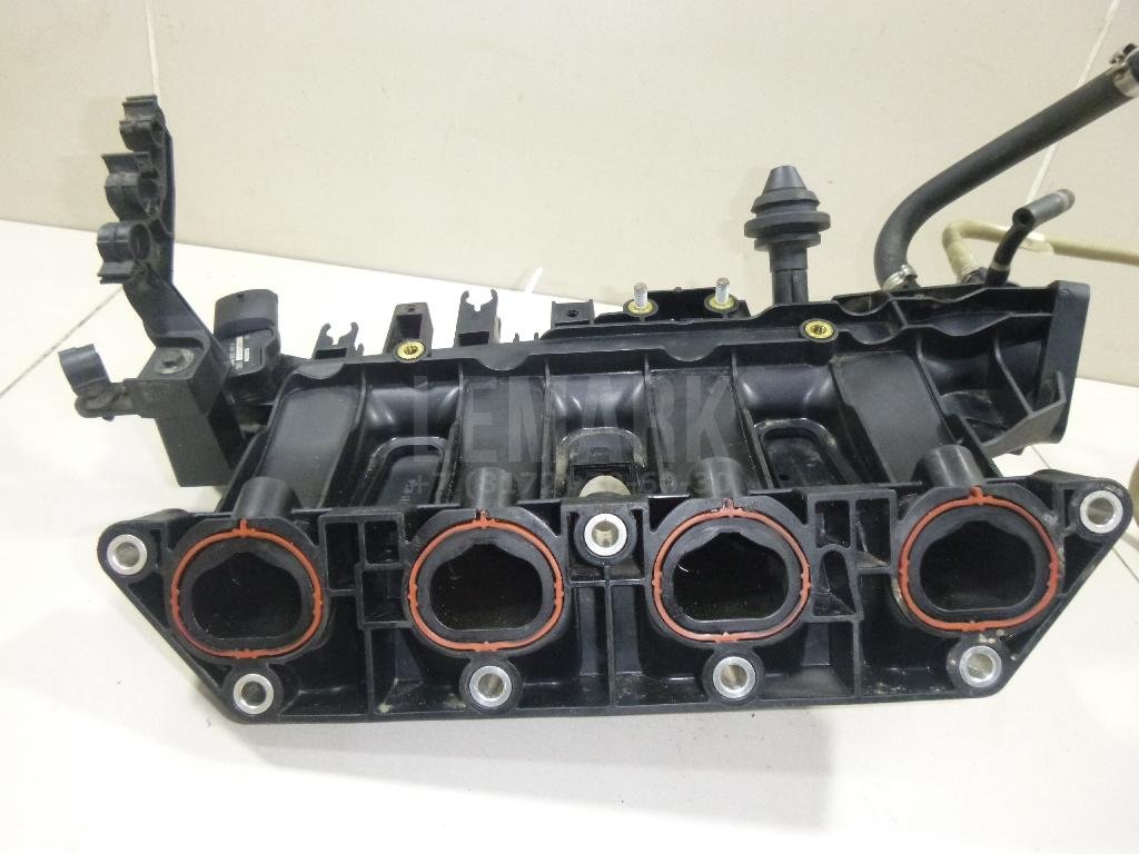 Коллектор впускной