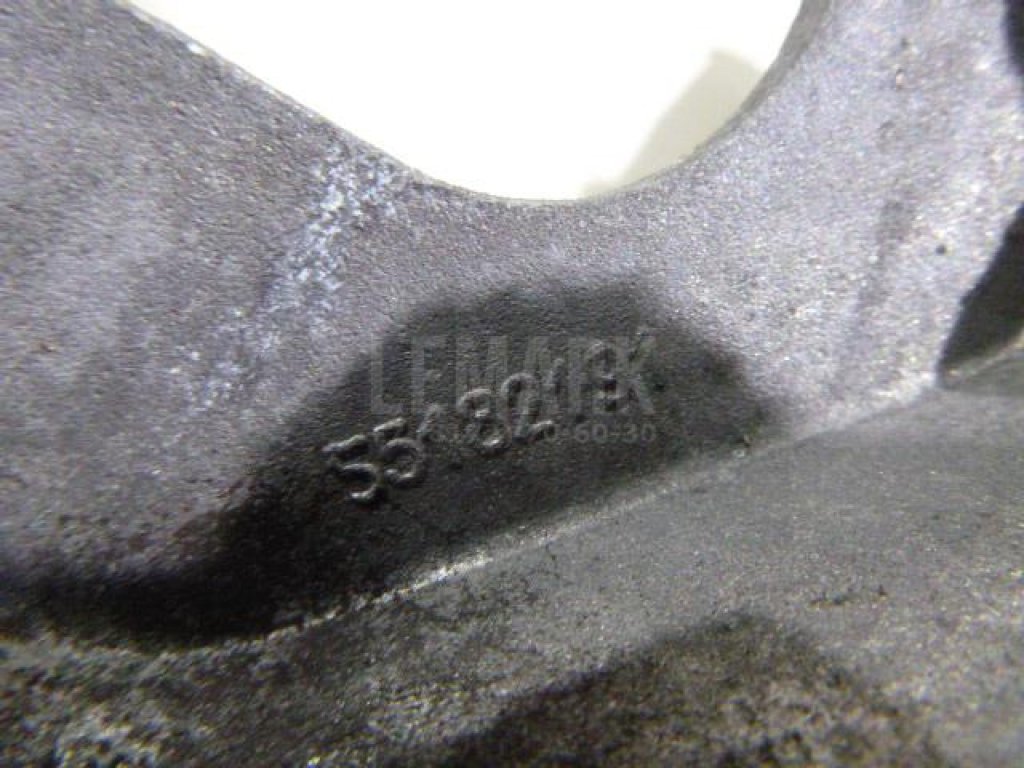 Кронштейн двигателя