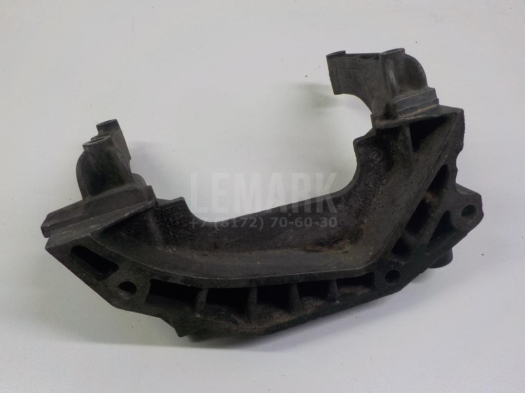 Кронштейн двигателя