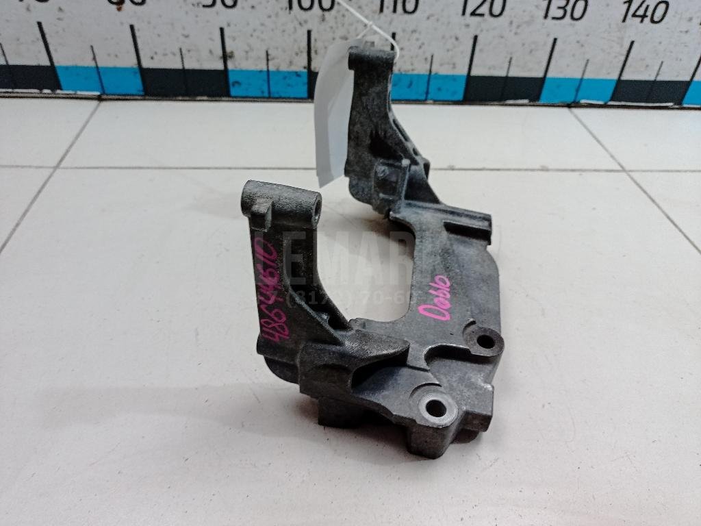 Кронштейн двигателя для  Audi A3 [8PA] Sportback 2004-2013