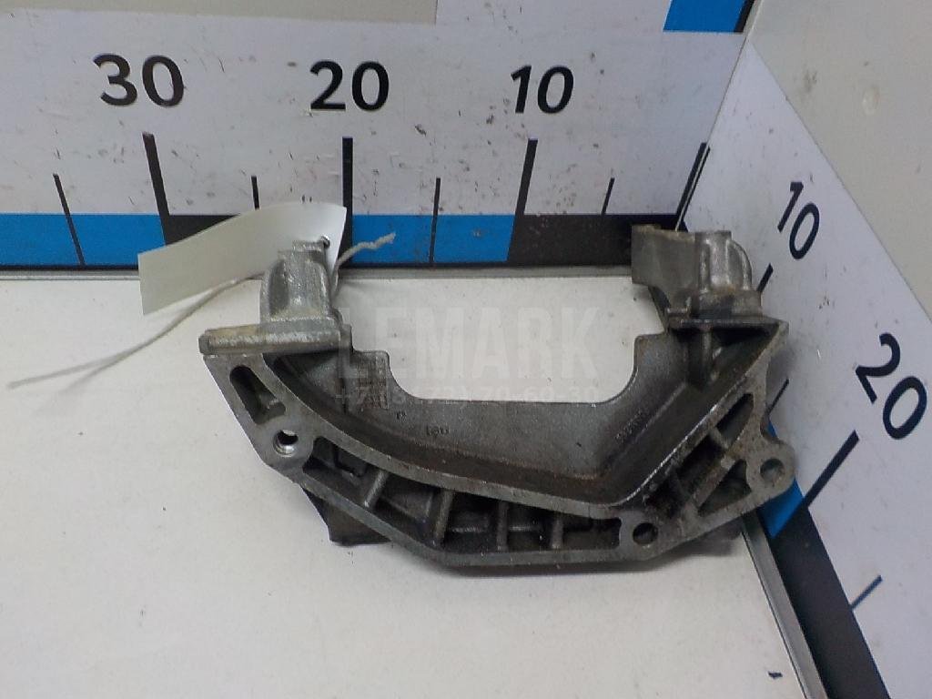 Кронштейн двигателя для  Audi A3 [8P1] 2003-2013