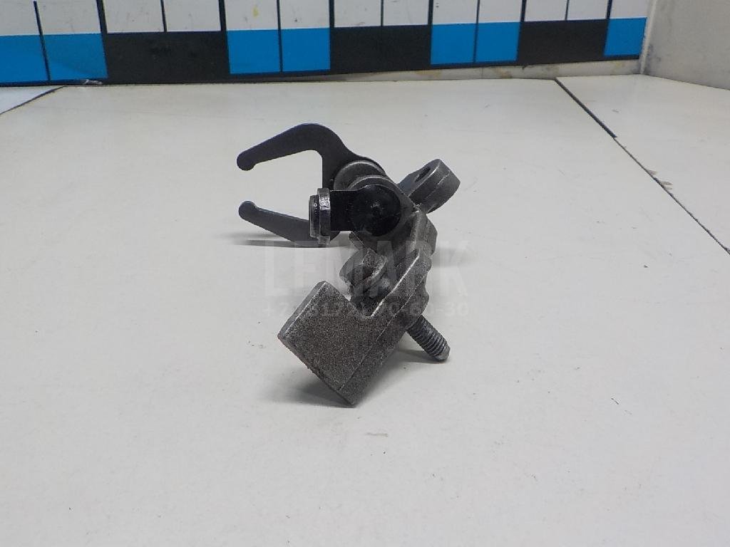 Вилка включения передачи