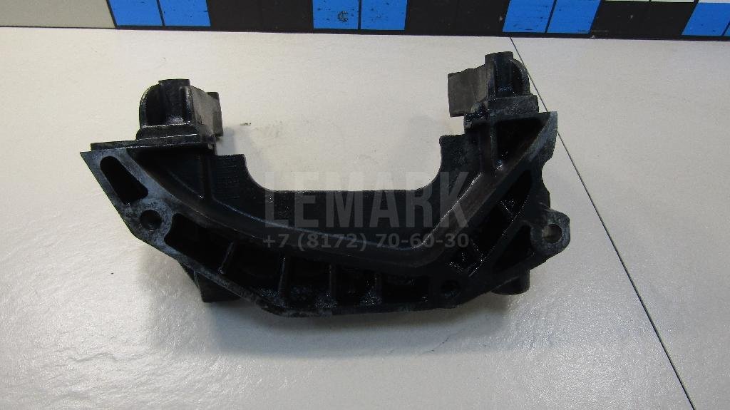 Кронштейн двигателя для  Alfa Romeo 159 2005-2011