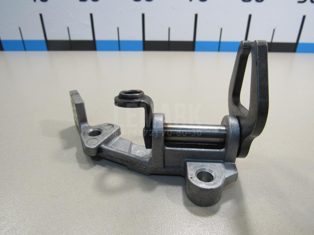 Вилка включения передачи